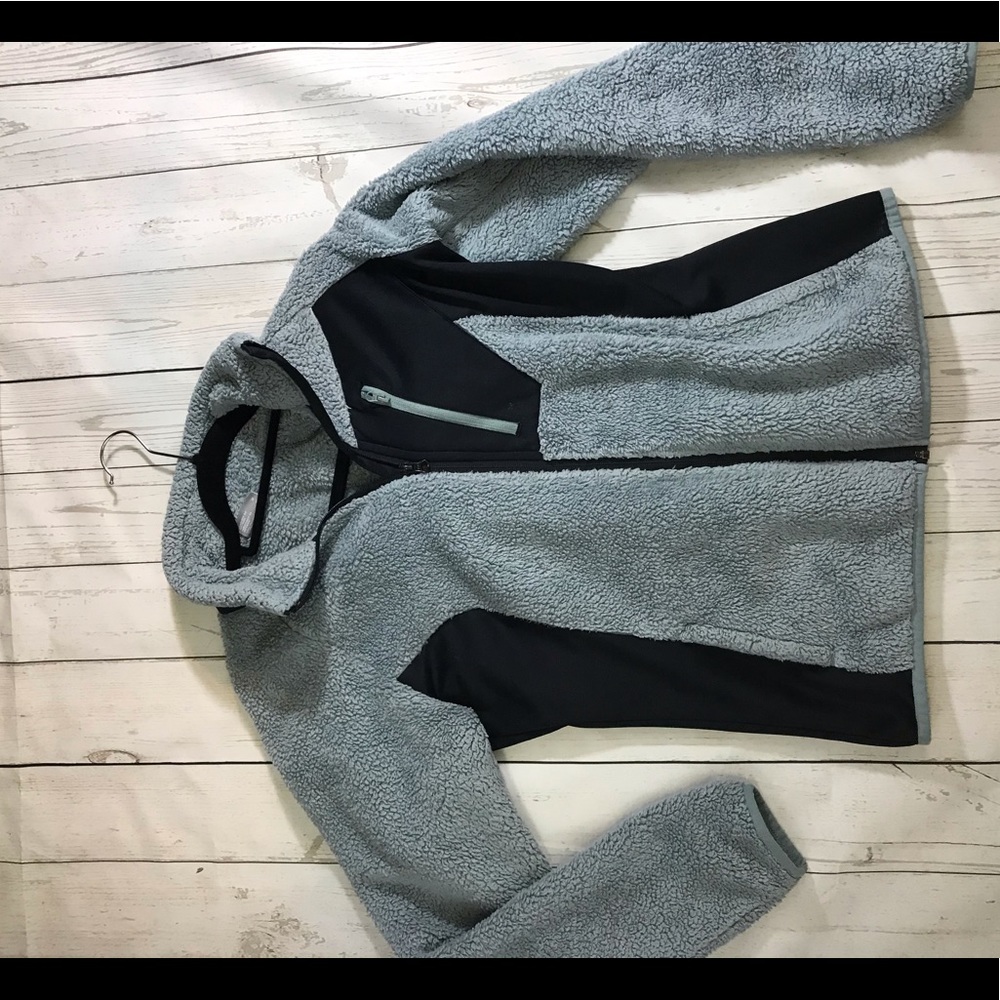 Women’s Columbia Fleece Jacket